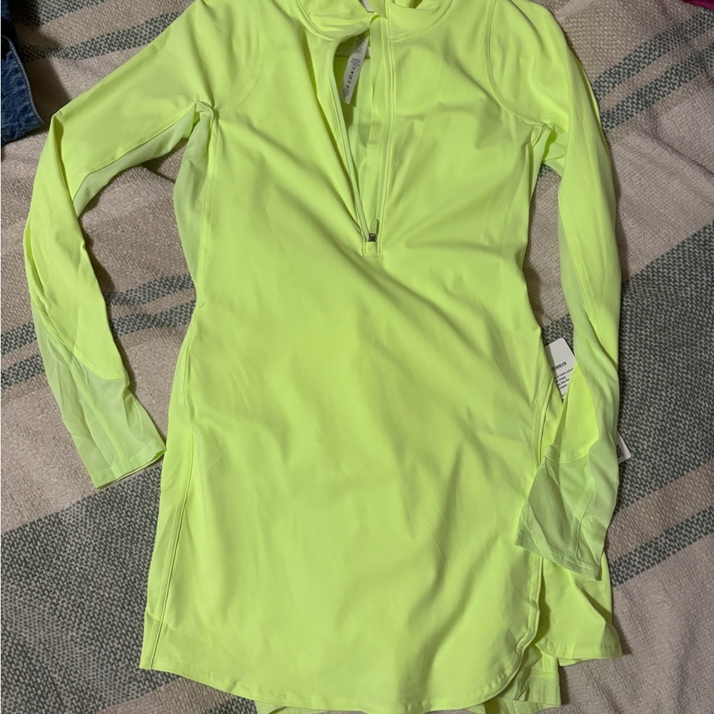Lululemon Neon Yellow Long Sleeve tennis Dress with shorts 10 NWT